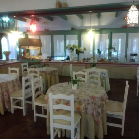Hotel Meson De Sancho 3*