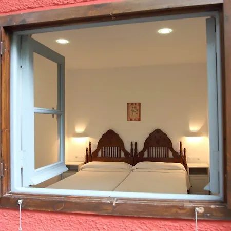 Hotell Meson De Sancho 3*